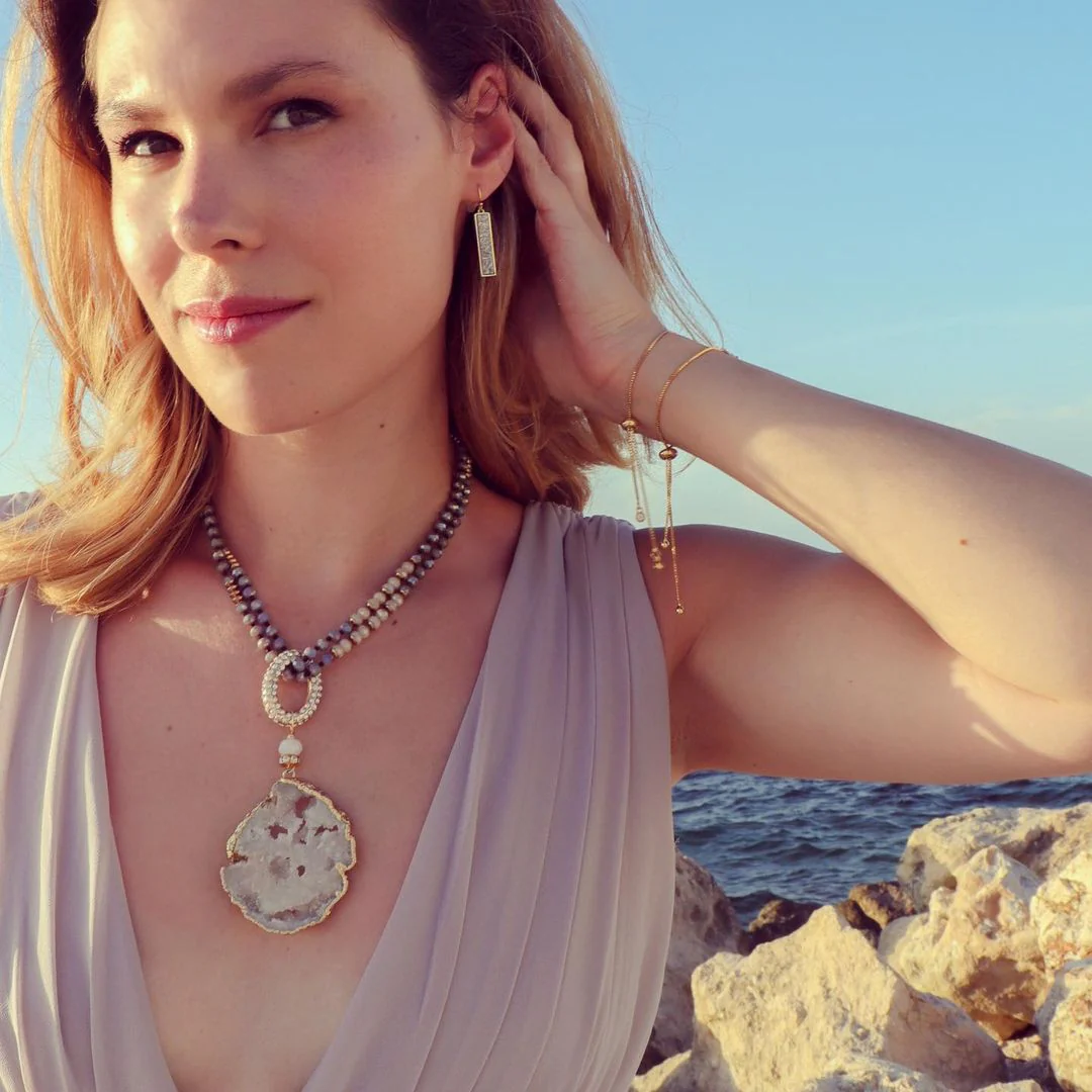 Bethany Druzy Bar Earrings in Gold - Lositime