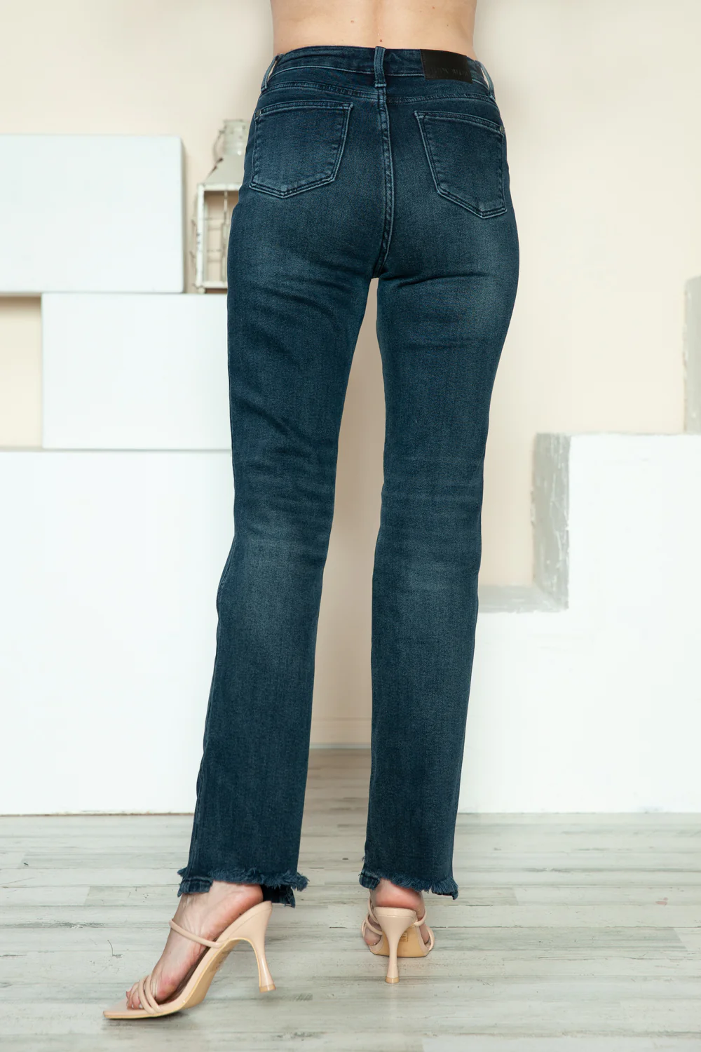 Judy Blue Full Size Button Fly Hem Destroy Straight Jeans - Lositime